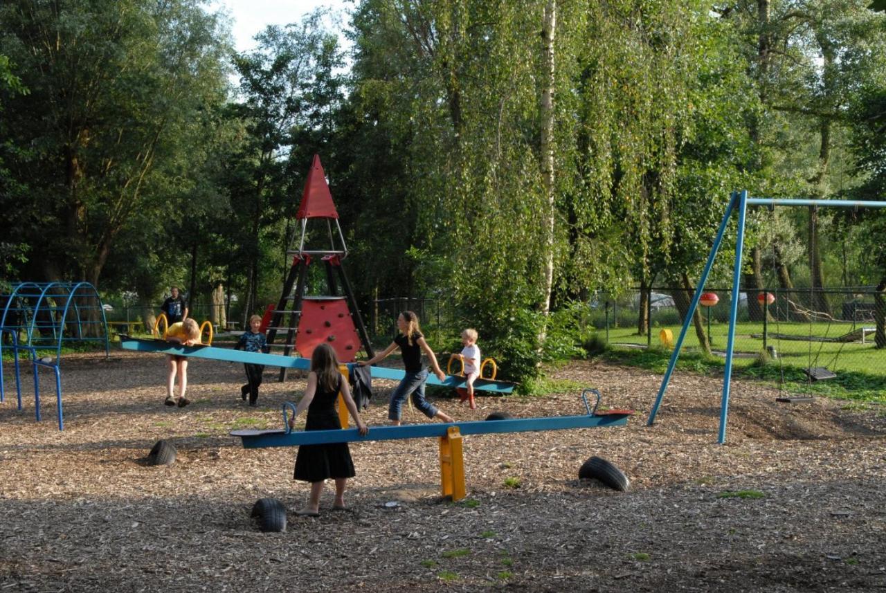 Vakantiepark Bergumermeer - 689 Suameer 外观 照片