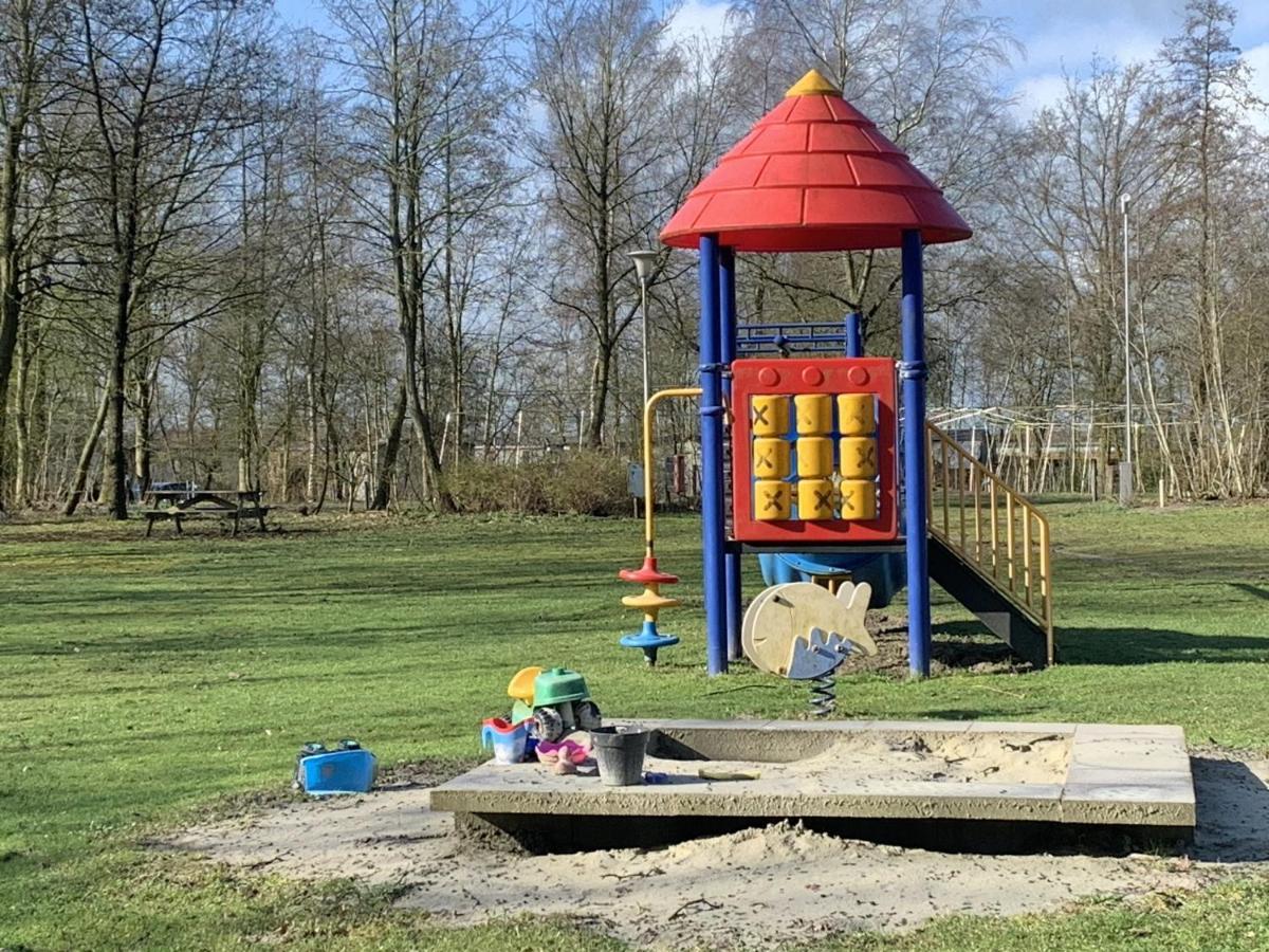 Vakantiepark Bergumermeer - 689 Suameer 外观 照片